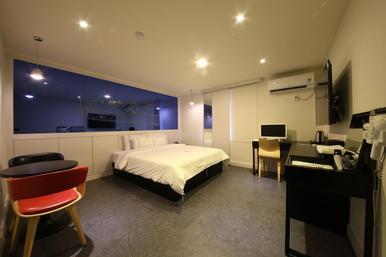 Winner Hotel Jeonju Exterior foto
