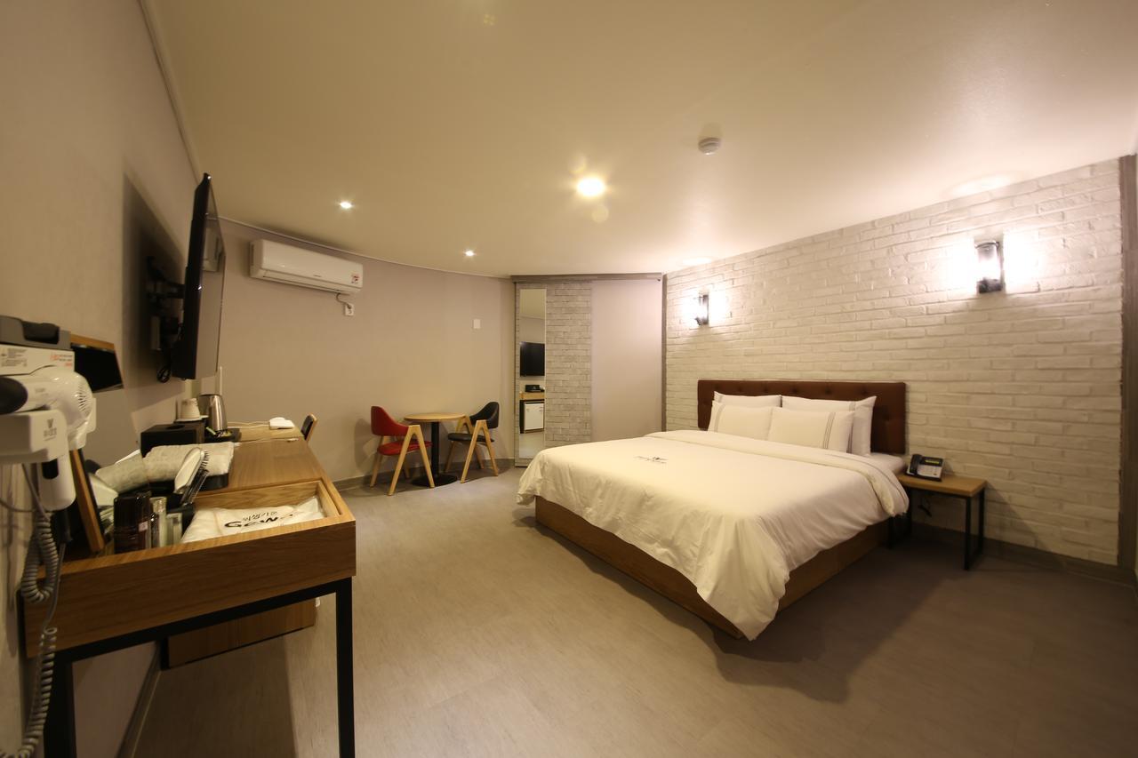 Winner Hotel Jeonju Exterior foto